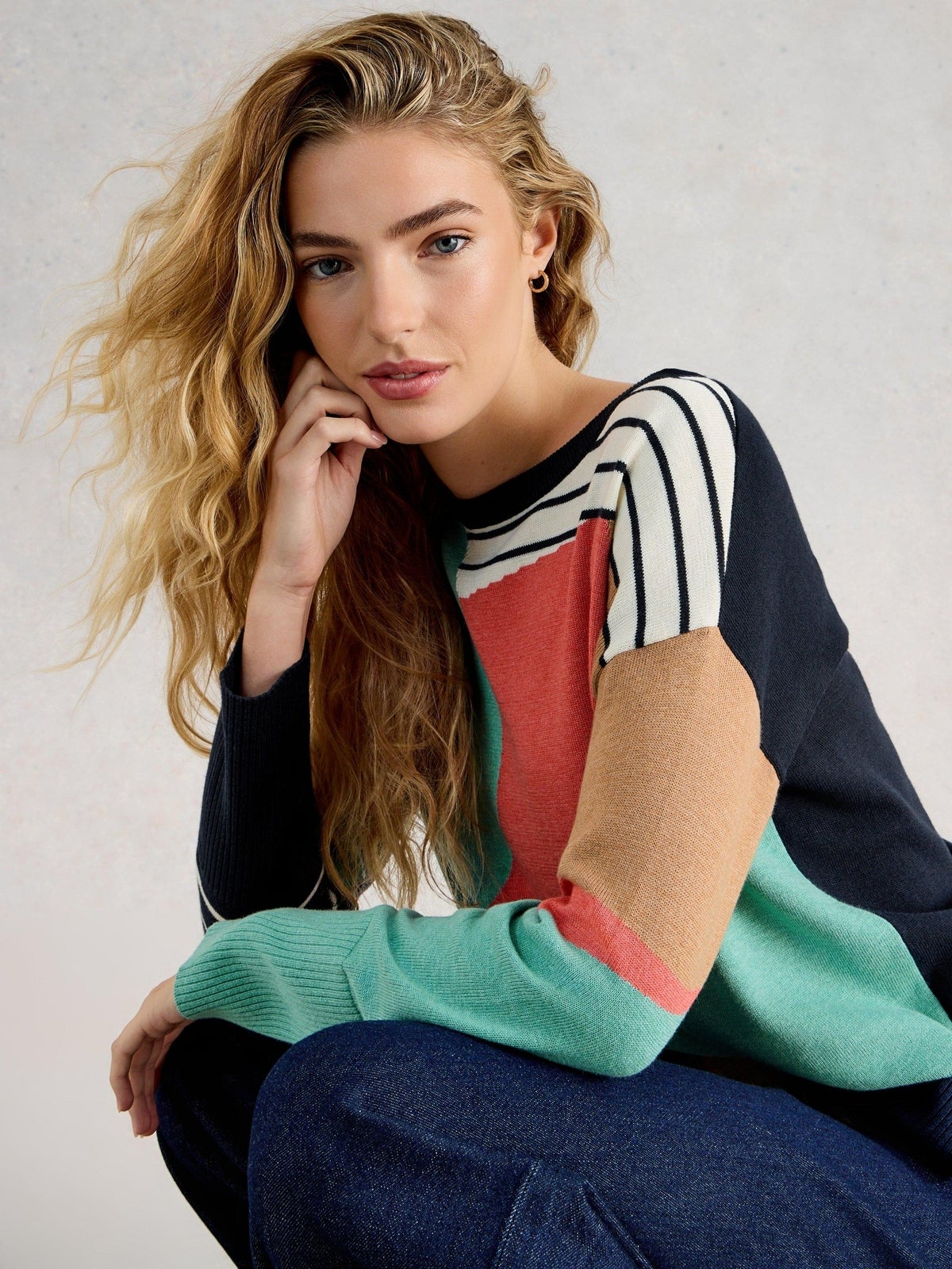 Pullover Olive mit abstraktem Muster - 50