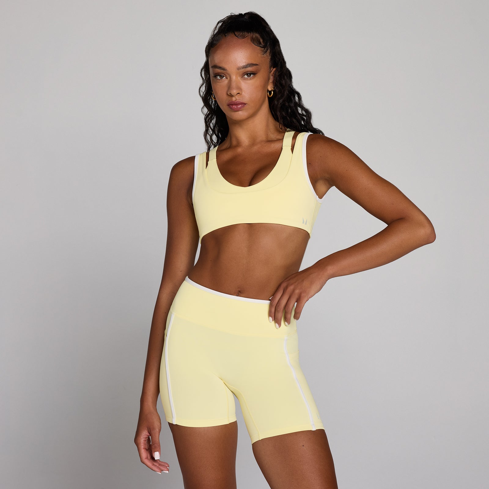 MP Damen Velocity Kontrast-Sport-BH mit doppelter Lage – Buttercreme - XL