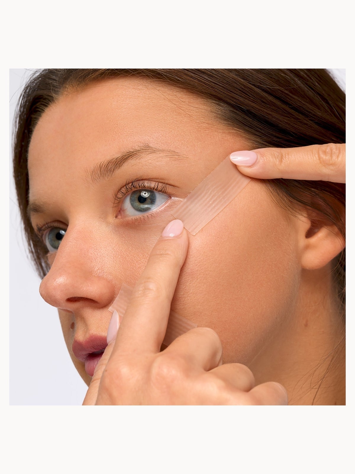 brushworks Silicone Face Tape 4