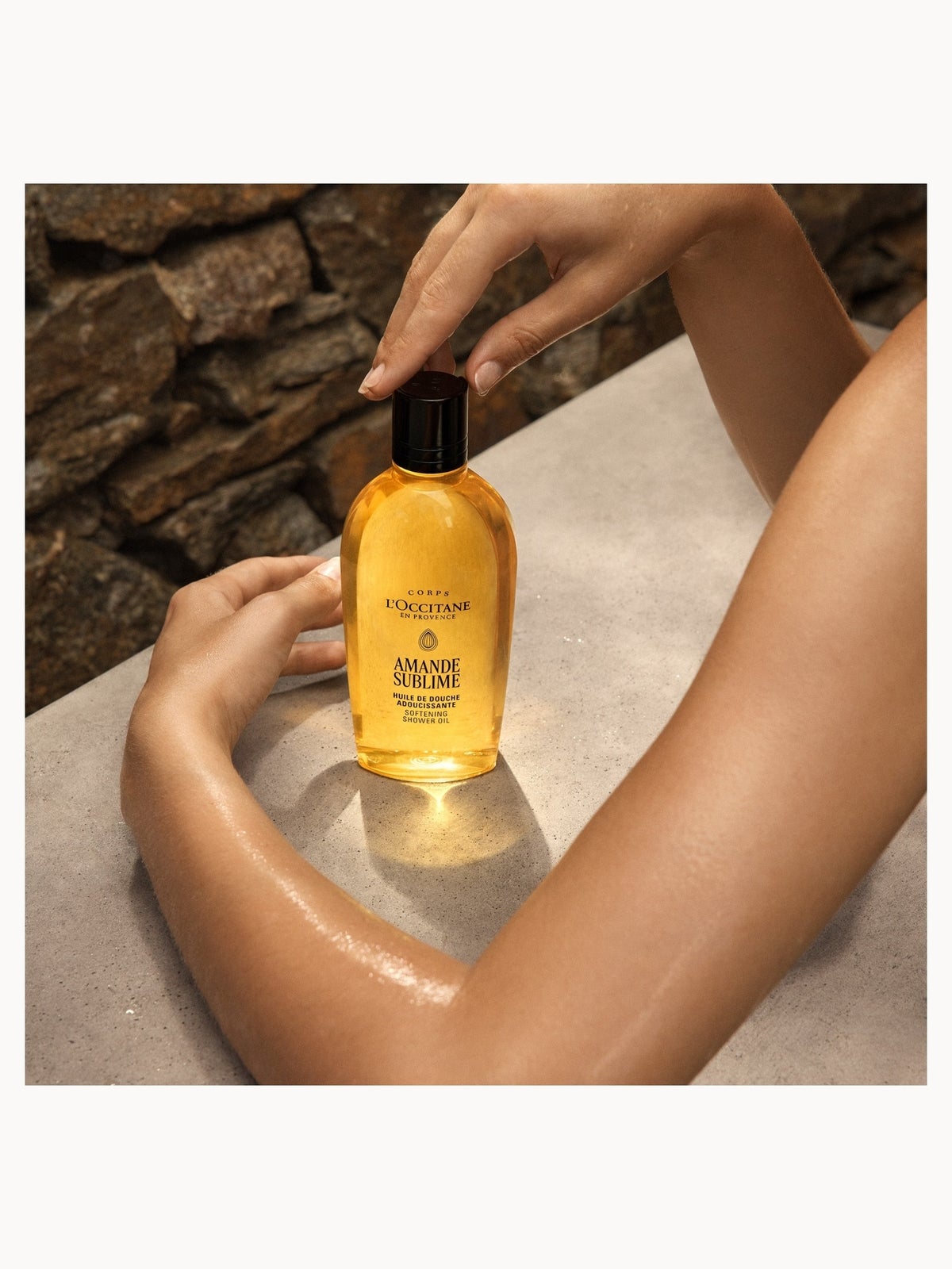 L'Occitane Almond (Amande) Shower Oil 500ml 3
