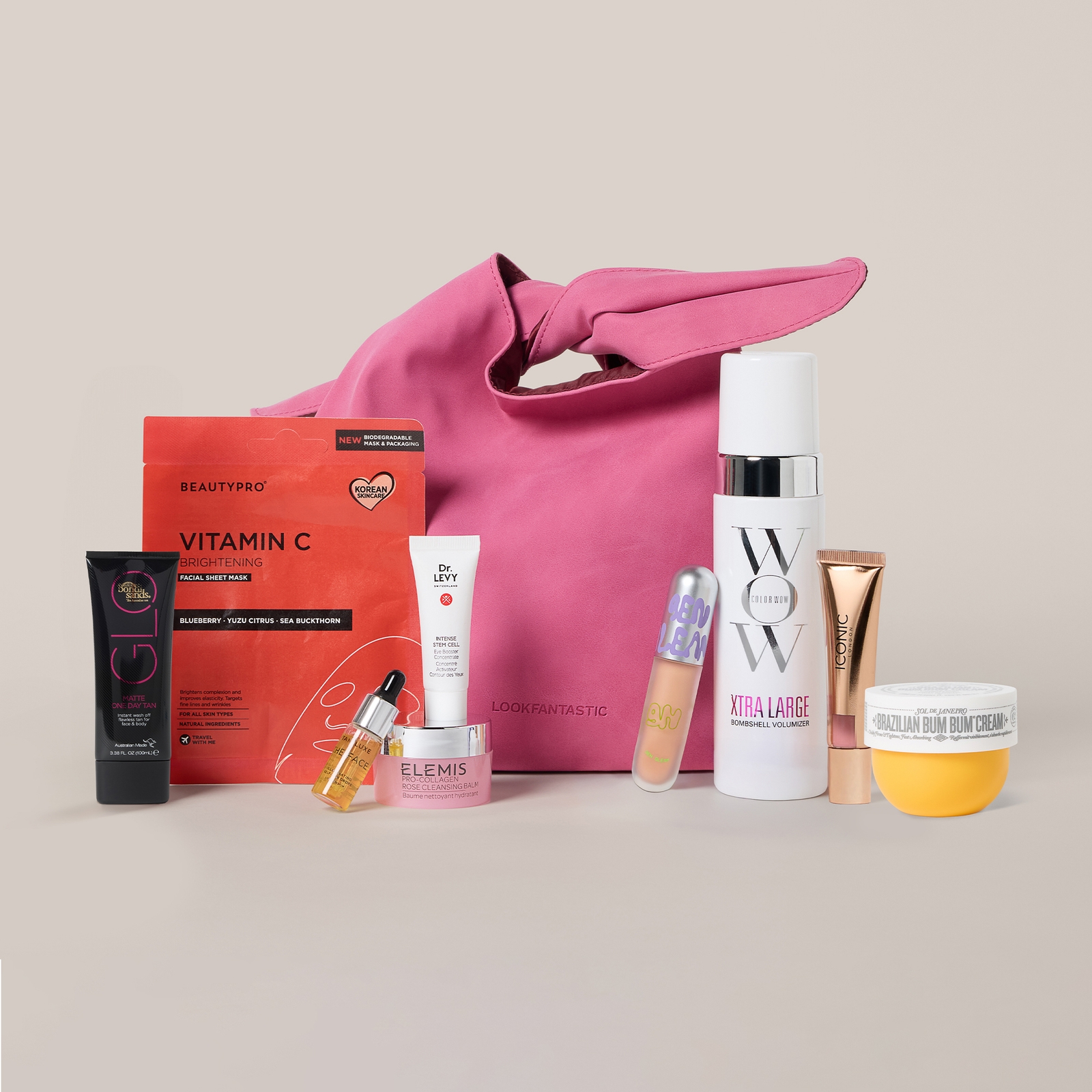 

The Valentines Day Edit (Worth Over 1,010 AED)