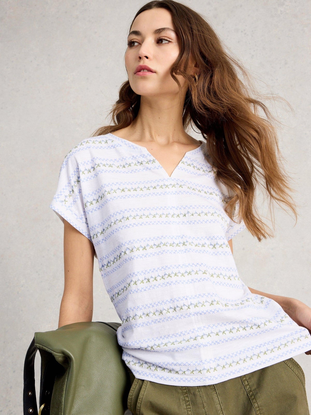 Besticktes T-Shirt Nelly - 52