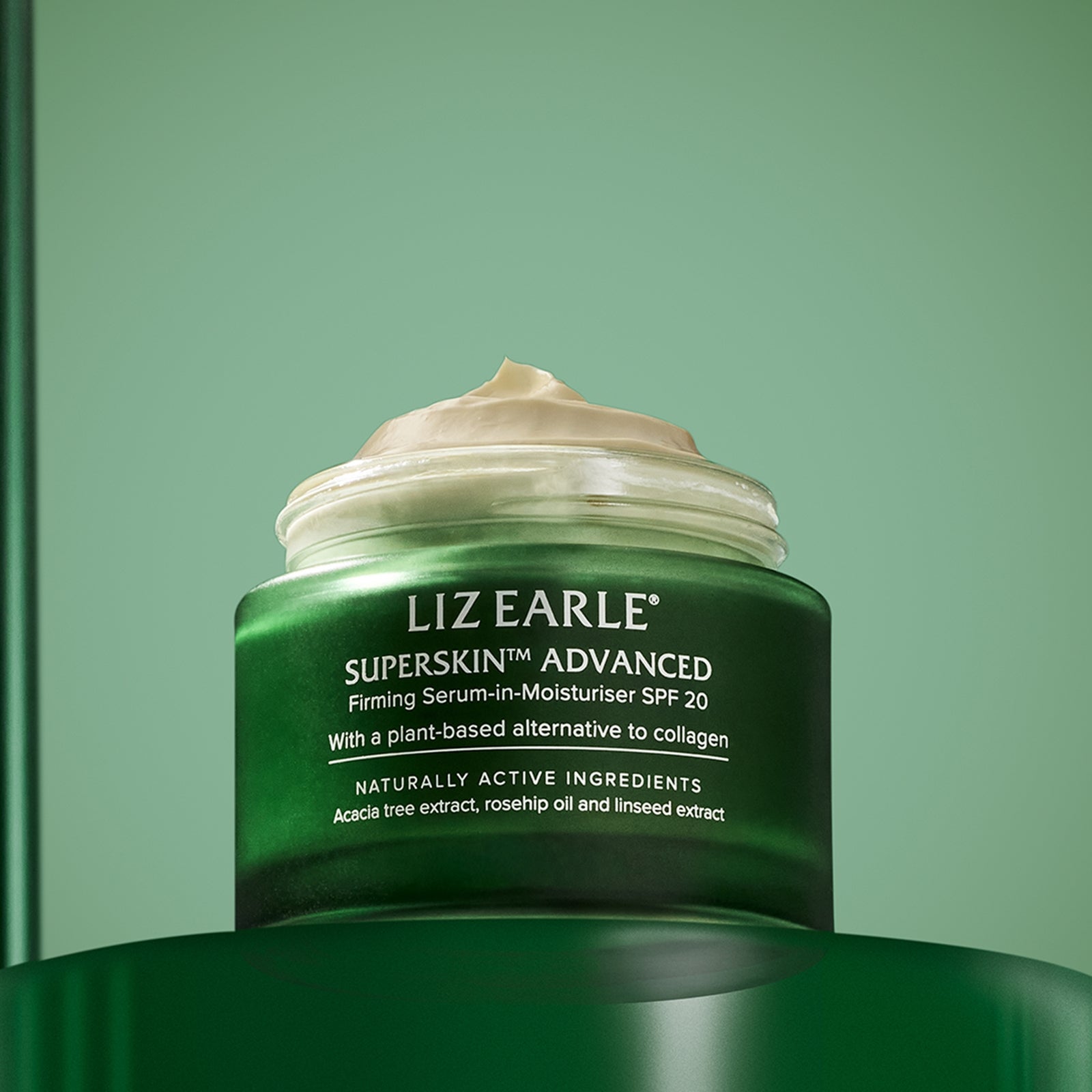 Liz Earle Superskin Advanced Serum In Moisturiser SPF 20 50ml 3