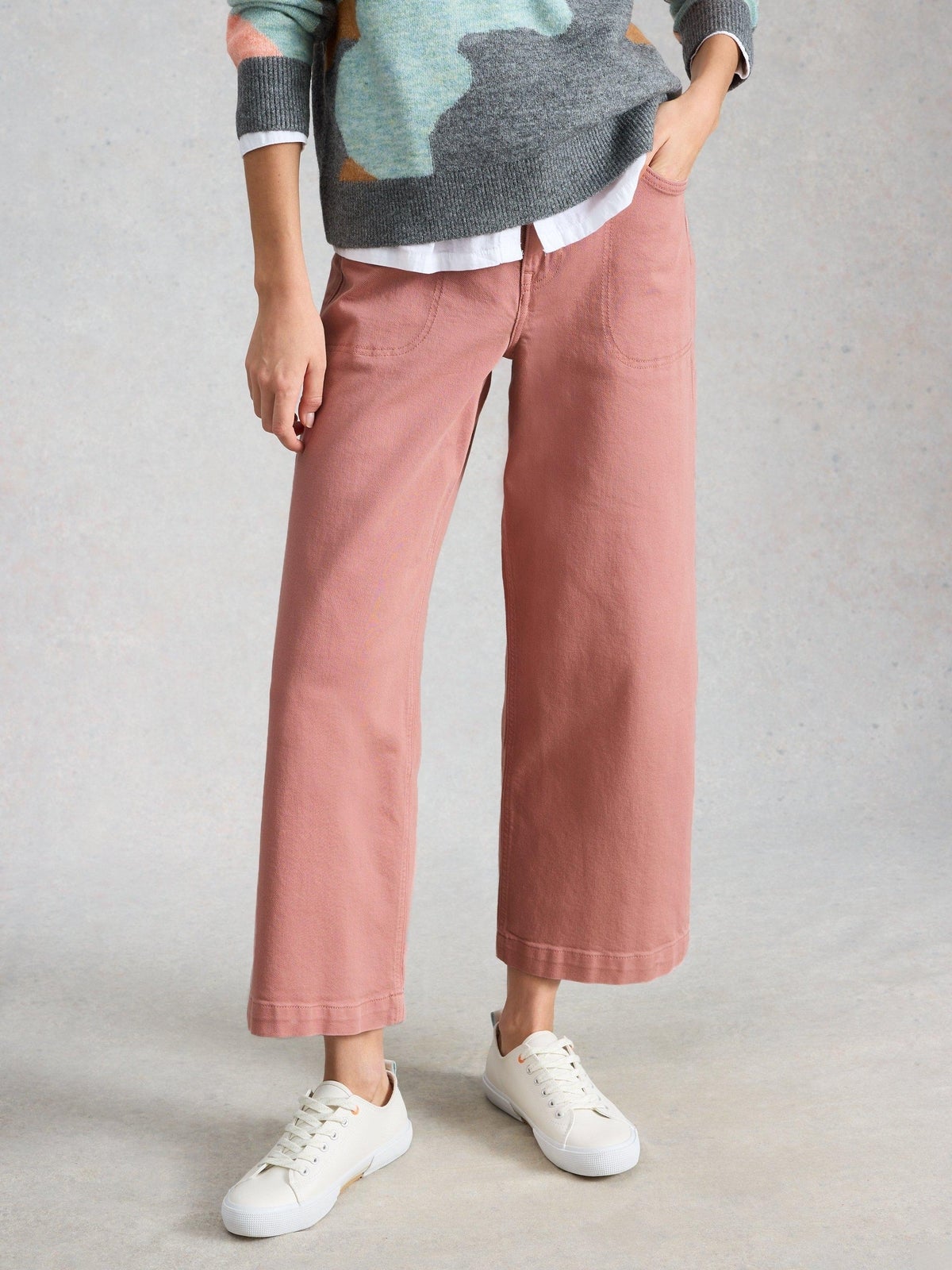 7/8-Jeans Tia mit weitem Bein - 52/R