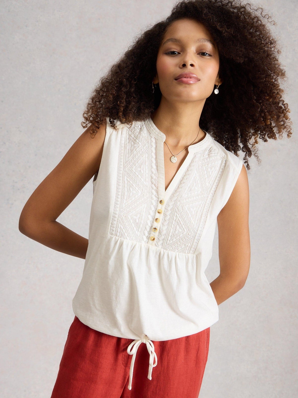 Ärmellose Bluse Peony - 52