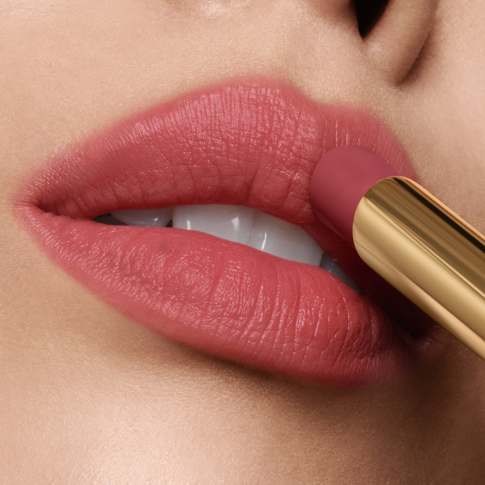 TOM FORD Runway Lip Stylo Matte 2g (Various Shades) - Blush Absolute 4