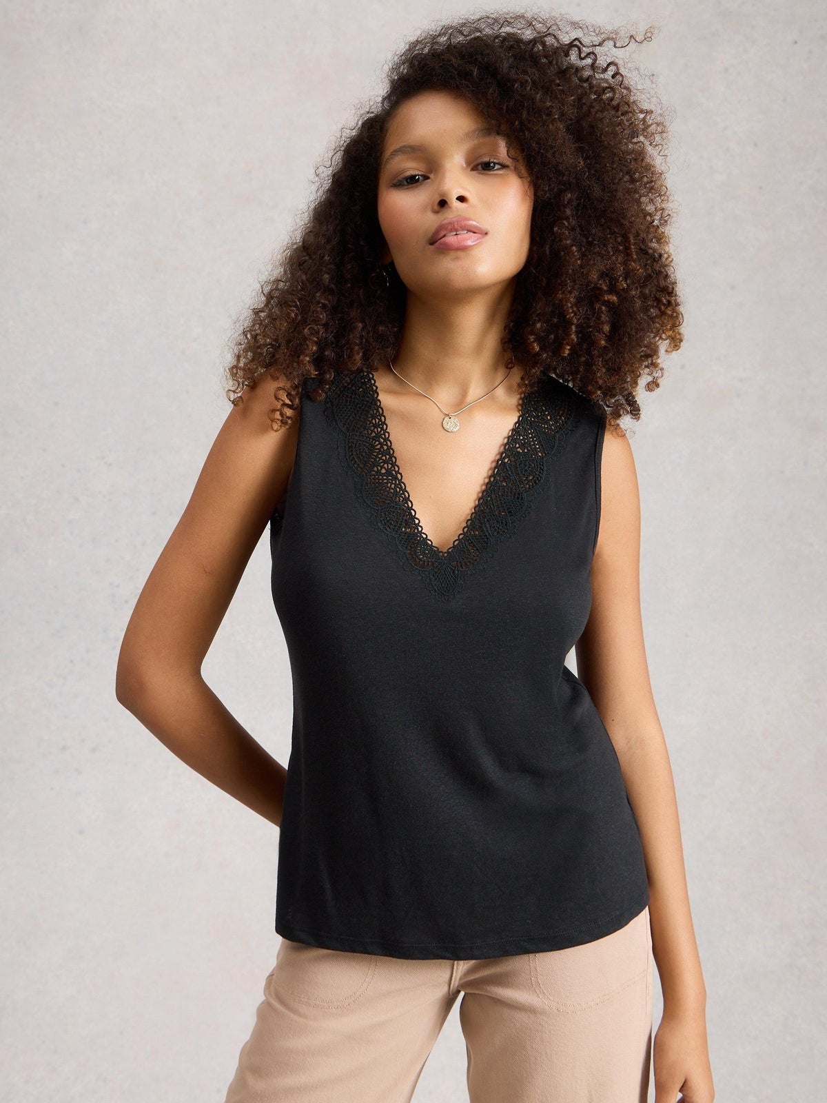Spitzentop Ellie - 52