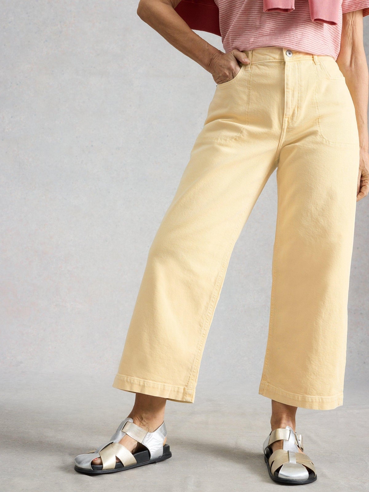 7/8-Jeans Tia mit weitem Bein - 52/R