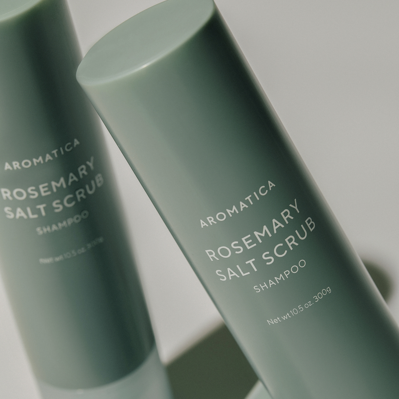 Thumbnail - Aromatica Rosemary Salt Scrub Shampoo 300ml