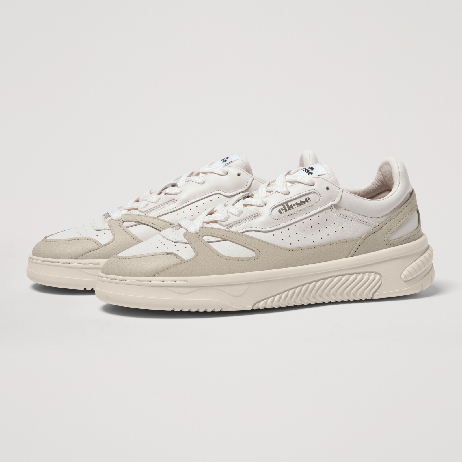 Image of Unisex LS914 Trainer White Frost