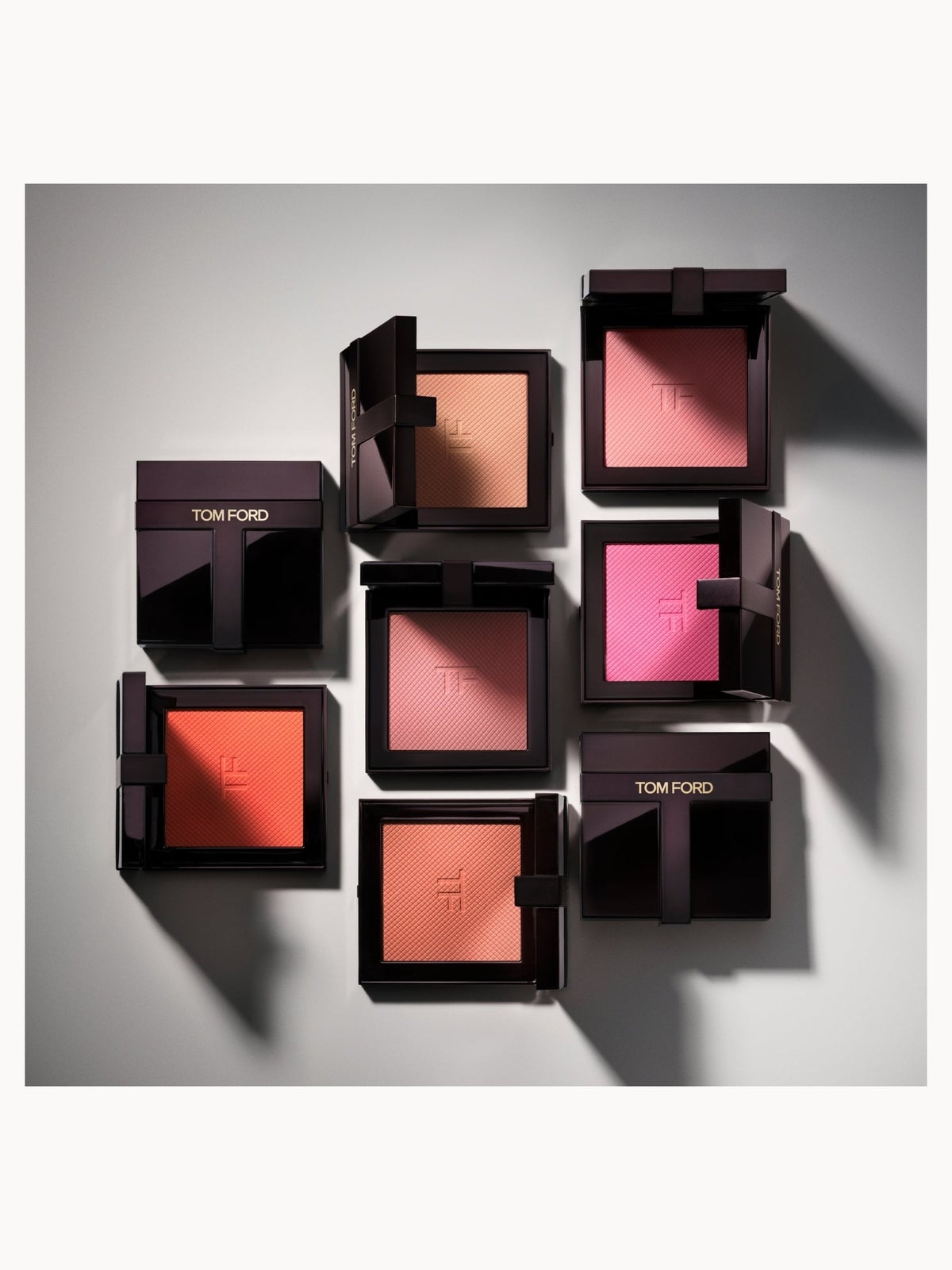 TOM FORD Architecture Soft Matte Blush (Various Shades) - 04 Hot Pink 3