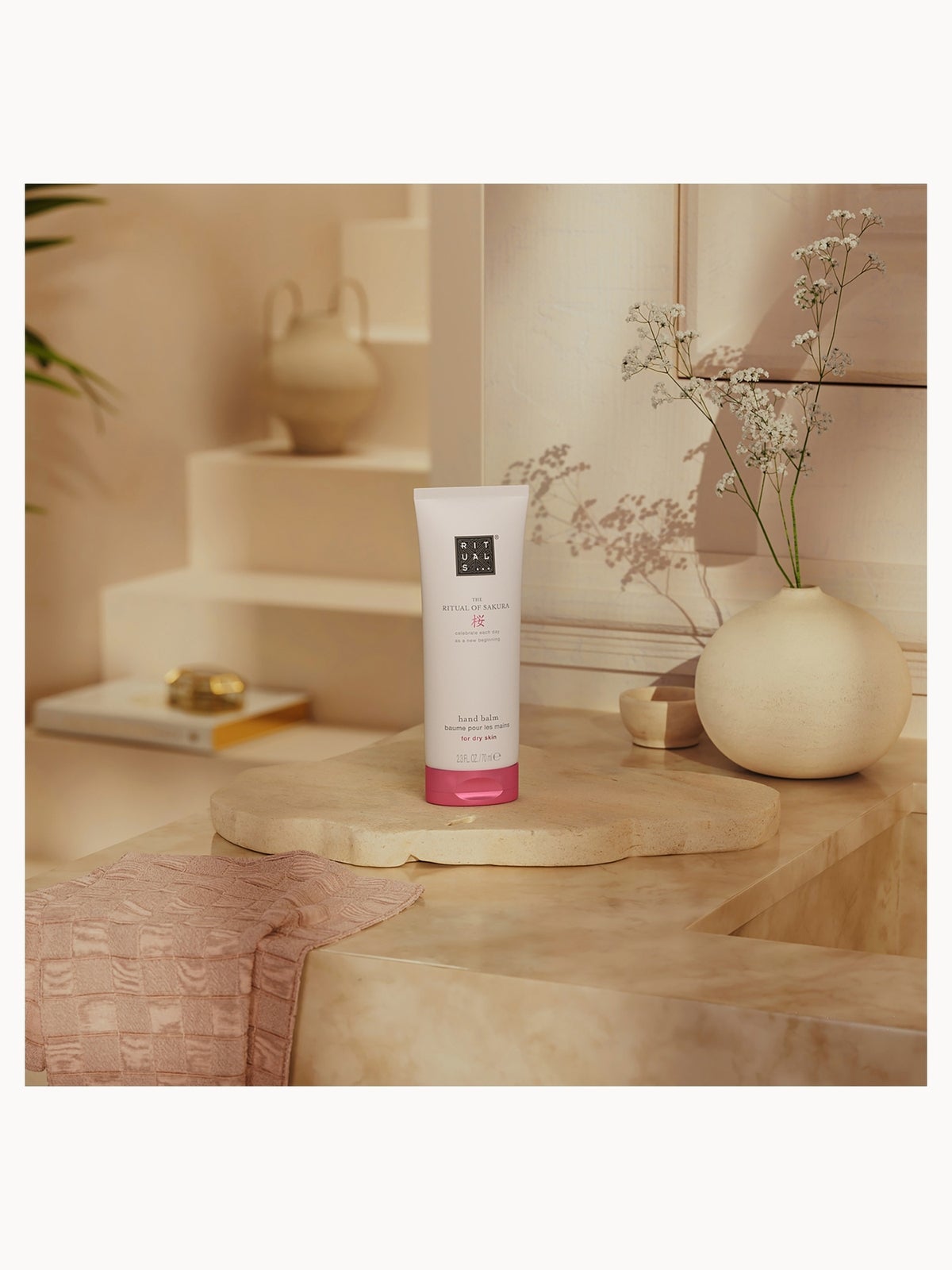 Rituals The Ritual of Sakura Hand Balm Cherry Blossom & Rice Milk 70ml, photo 4