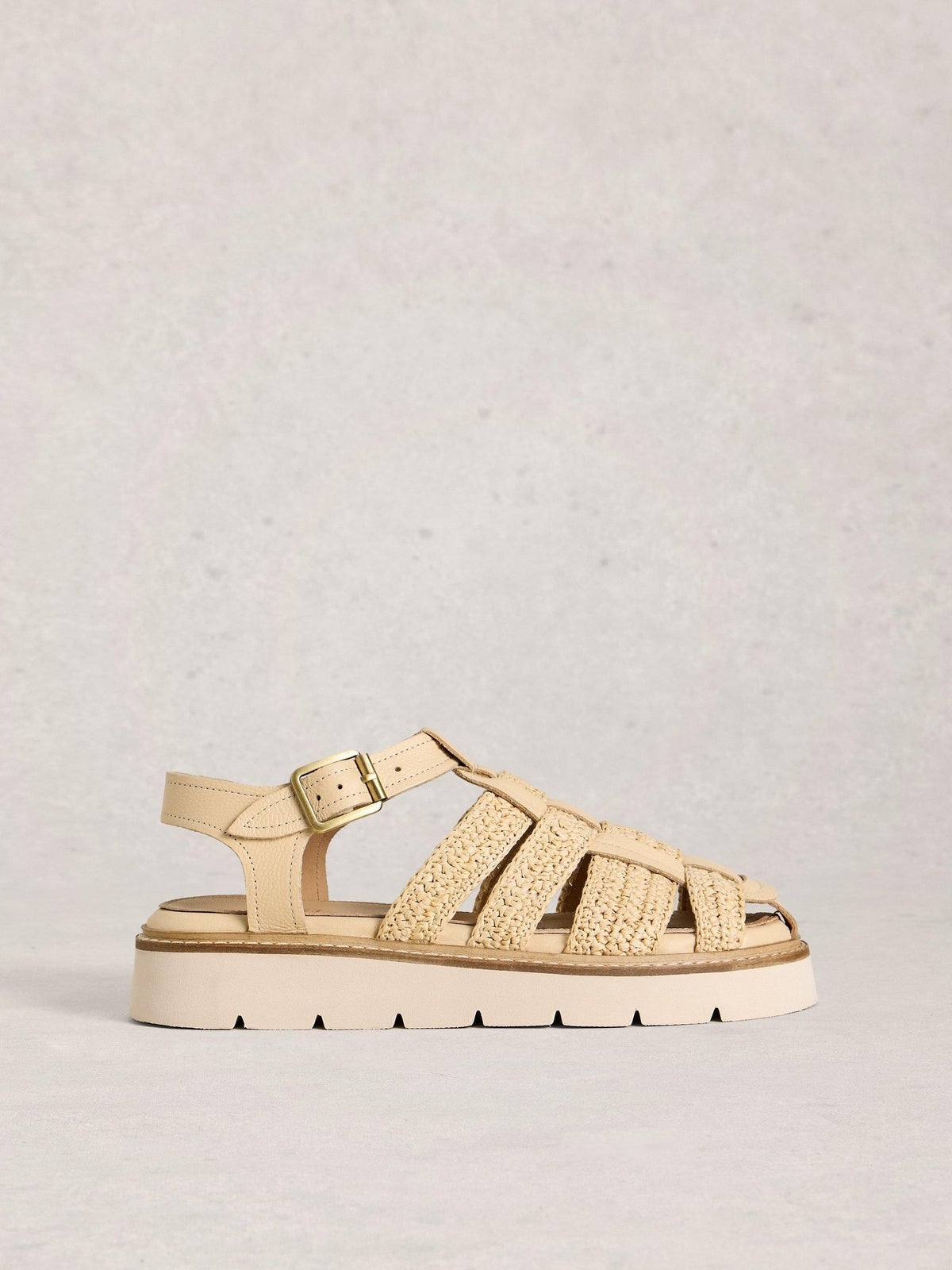Riemensandalen mit Profilsohle - 40