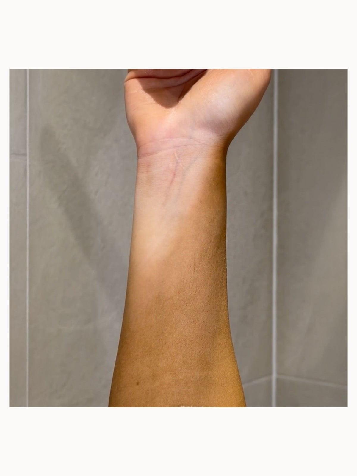 Rose & Caramel Purity Reset 4in1 Tan Removing Gloves 150g 2