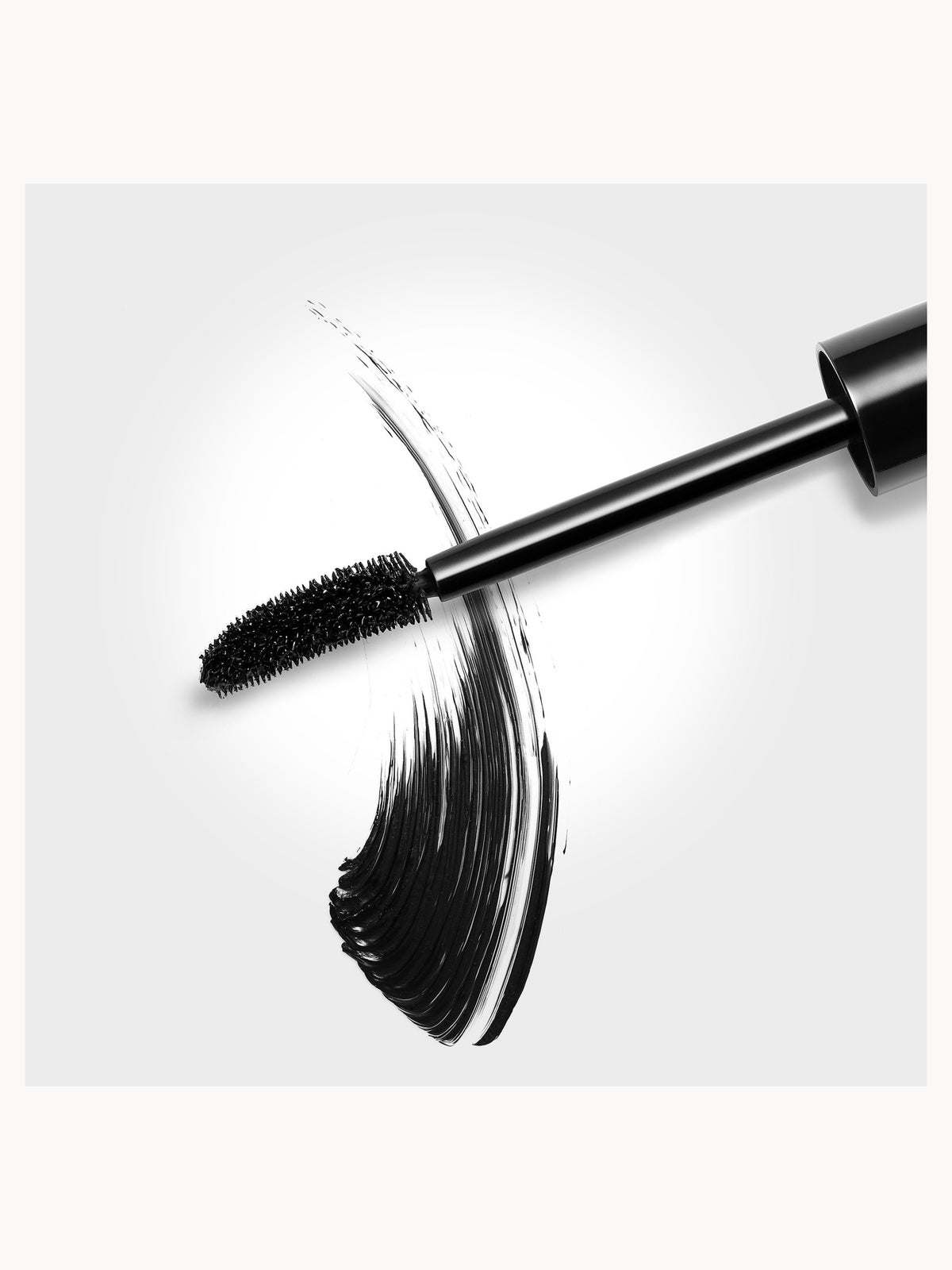 Stila Made-U-Lash™ Length & Define Tubing Mascara 8.3ml 3