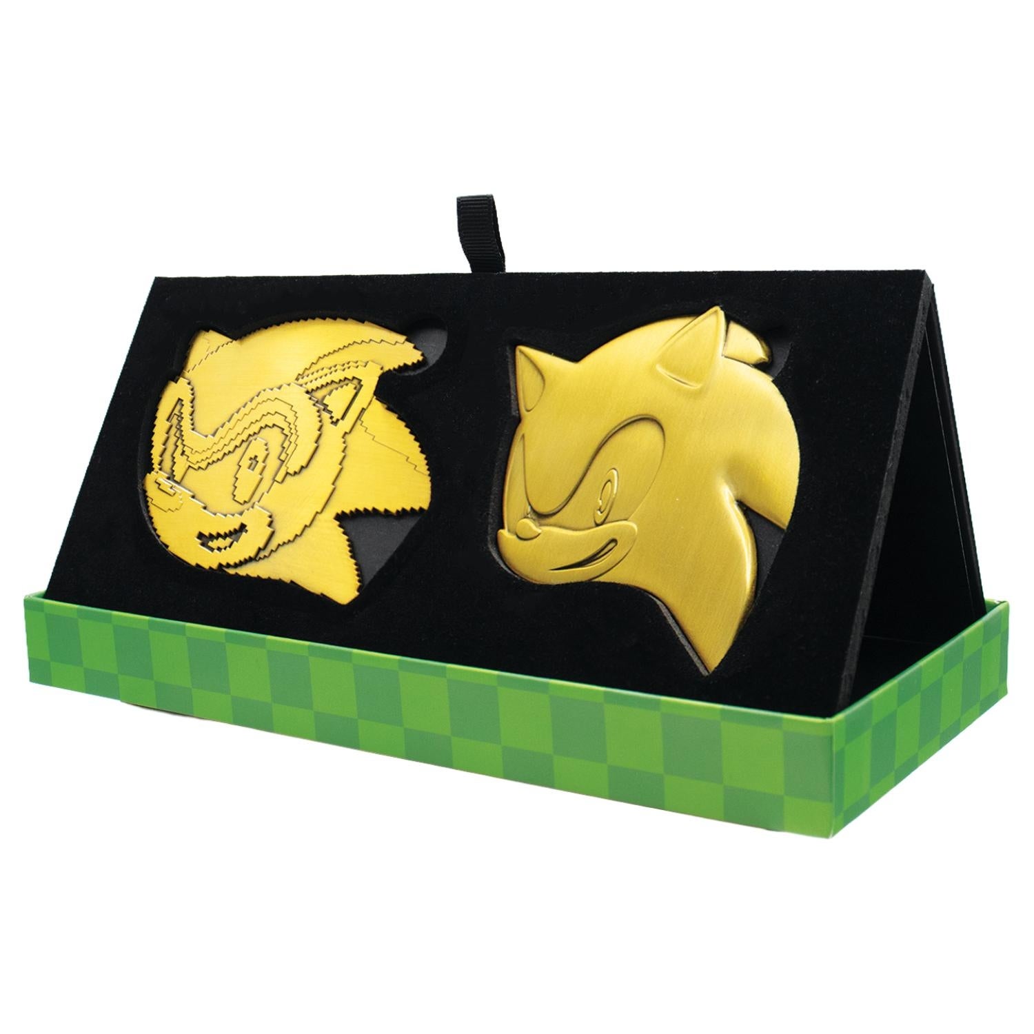 Sonic the Hedgehog – 35th Anniversary Limited Edition Then & Now Medallion Set