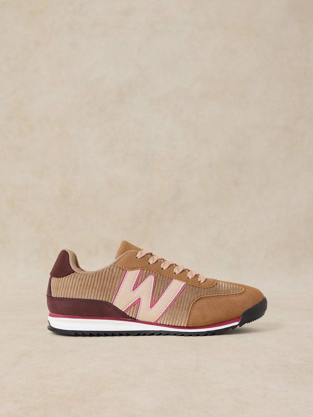 Sneaker Lucy - 41