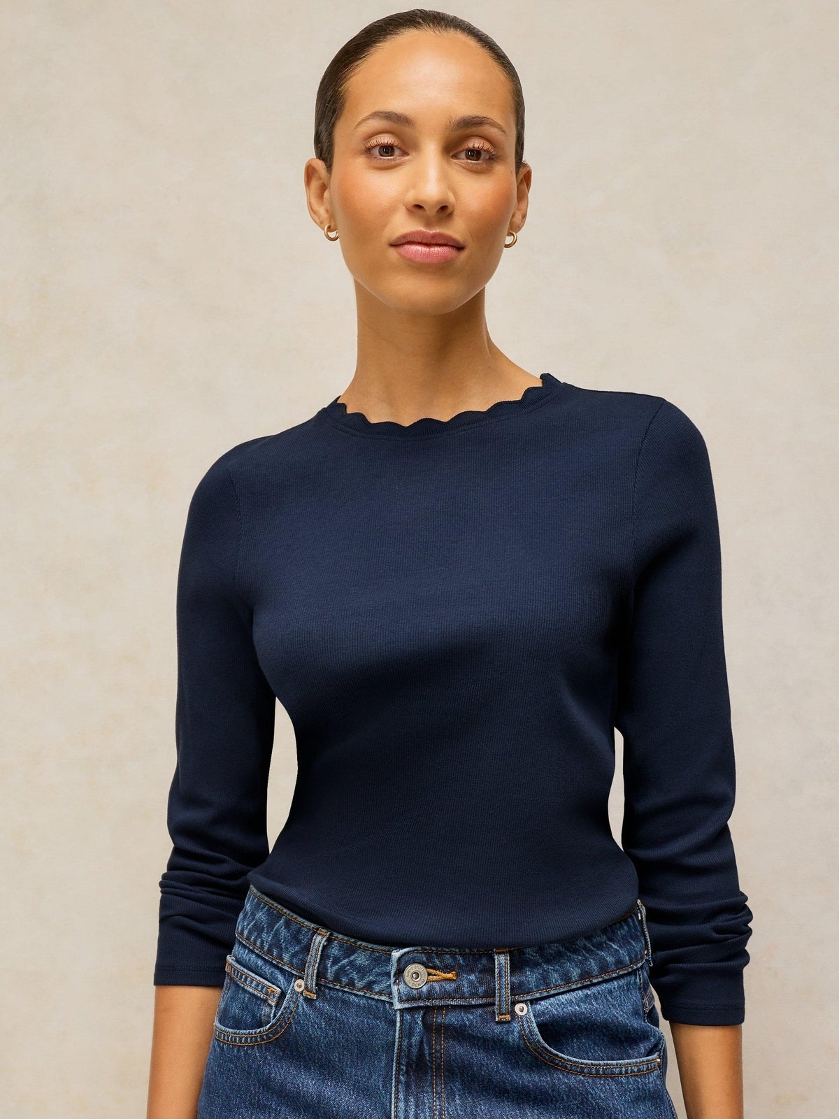 Langarmshirt Aida mit Muschelausschnitt - 42