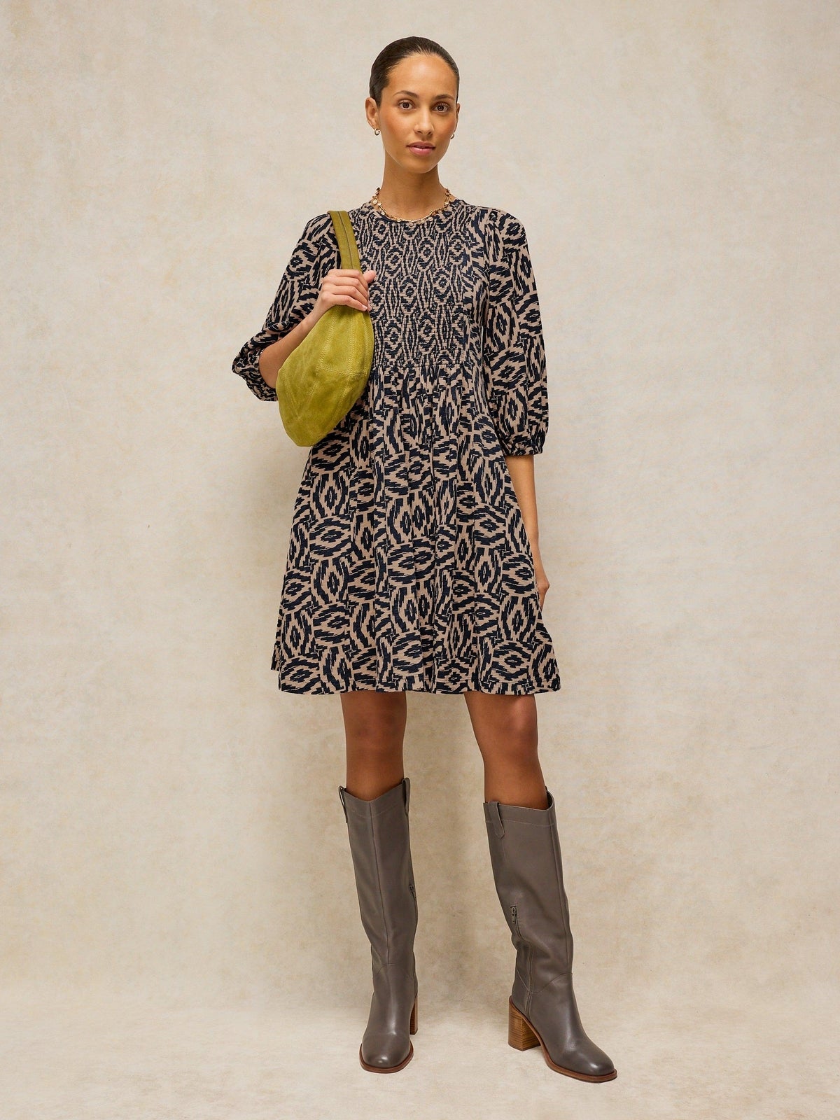 Kurzes Kleid Maeva - 52/R