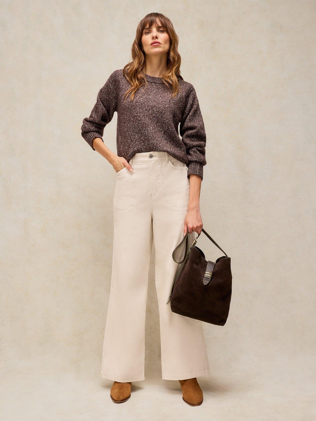 Kordhose Tia mit weitem Bein - 52/R
