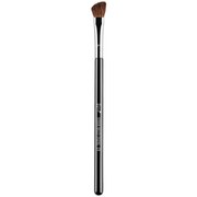 Brocha E70 - Medium Angled Shading Brush de Sigma Beauty