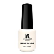 

Red Carpet Manicure - #Lostmyslipper