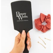 Cepillo plano grande con cerdas de jabalí de Beauty Works