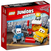 LEGO Juniors: Cars 3 Guido and Luigi's Pit Stop (10732) LEGO Juniors: Cars 3 Guido and Luigi's Pit Stop (10732)
