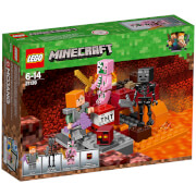LEGO Minecraft: The Nether Fight (21139) LEGO Minecraft: The Nether Fight (21139)