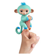 Fingerlings Baby Monkey - Two Tone - Eddie (Light Blue and Blue) Fingerlings Baby Monkey - Two Tone - Eddie (Light Blue and Blue)