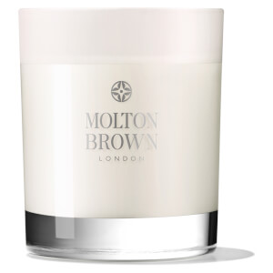 Vela de Coco e Madeira de Sândalo com um Pavio da Molton Brown 180 g