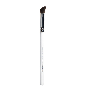 Brocha difuminadora biselada de Obsessive Compulsive Cosmetics #005