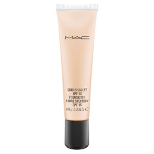 MAC Fond de Teint Studio Sculpt (teintes variées)