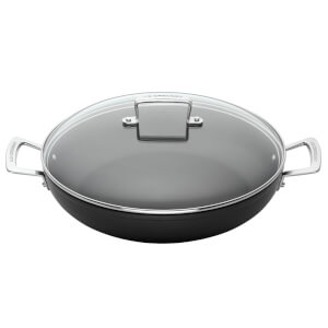 Le Creuset Toughened Non-Stick Shallow Casserole Dish - 26cm