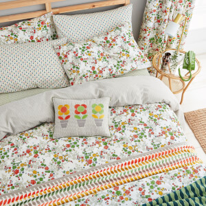 Helena Springfield April Bedspread - Green