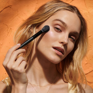 bareMinerals Diffused Highlighter Brush