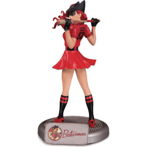 DC Comics Bombshells Batwoman Away Uniform Var Statue