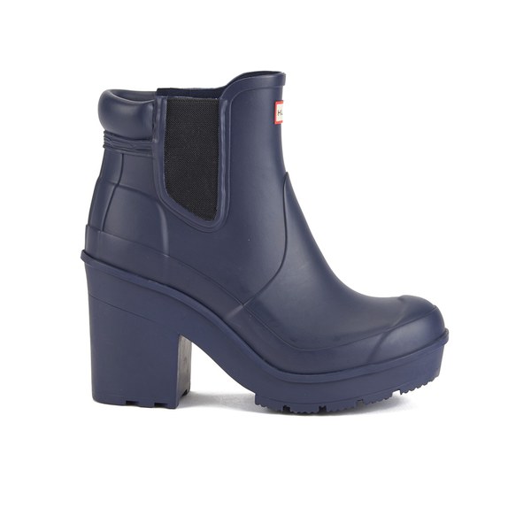 hunter chelsea boots hurt ankles
