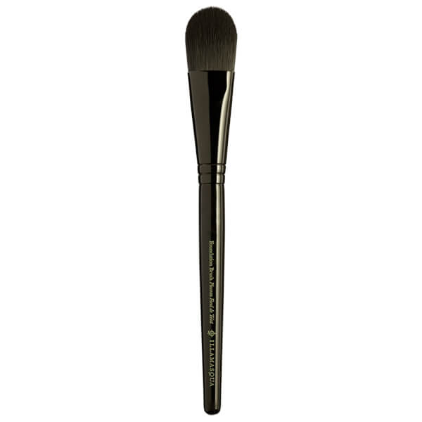 Click to view more detailed imagery on our partner's website Illamasqua Face Brush
