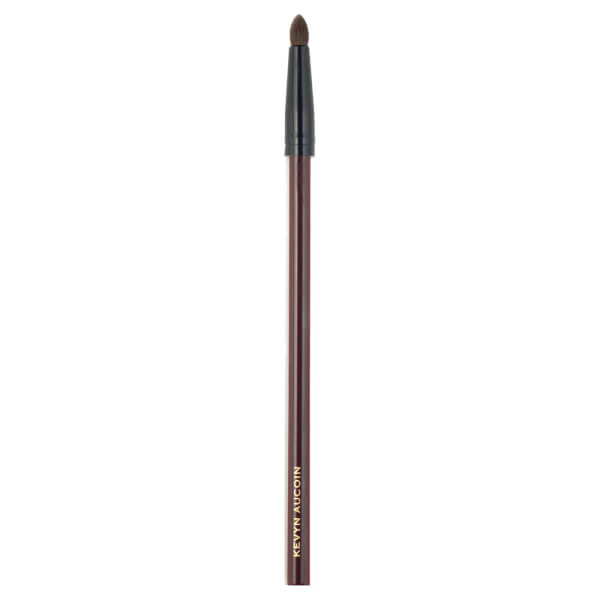 Click to view more detailed imagery on our partner's website Kevyn Aucoin The Small Eyeshadow Eyebrow Brush