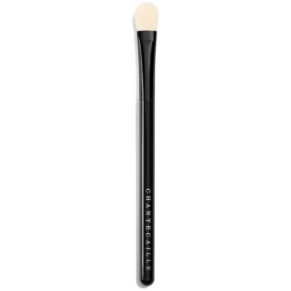 Click to view more detailed imagery on our partner's website Chantecaille Shade And Sweep Eye Brush