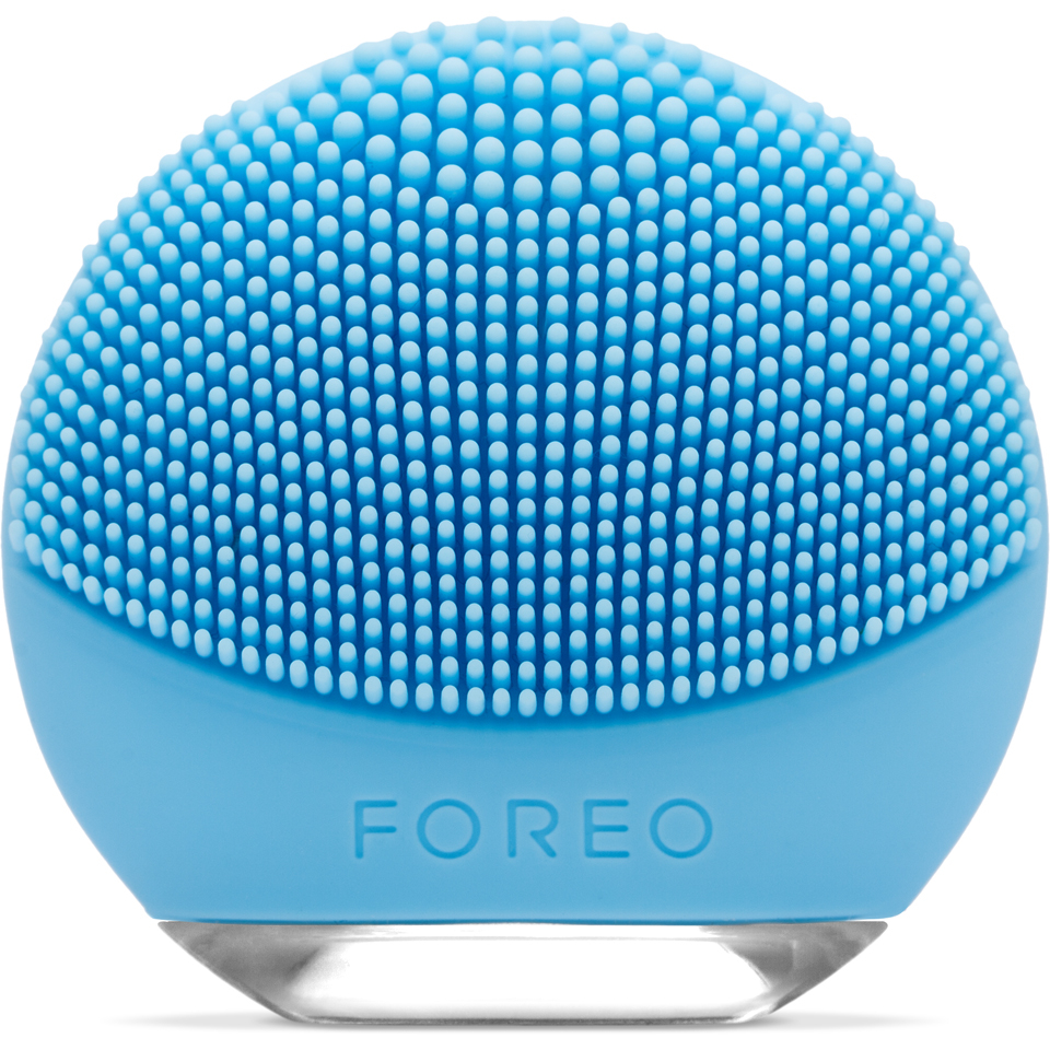 FOREO LUNA™ go (Various Types) - For Combination Skin