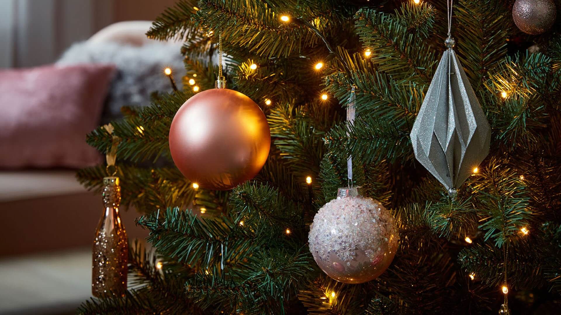 Pink Blush | Christmas trends | Homebase