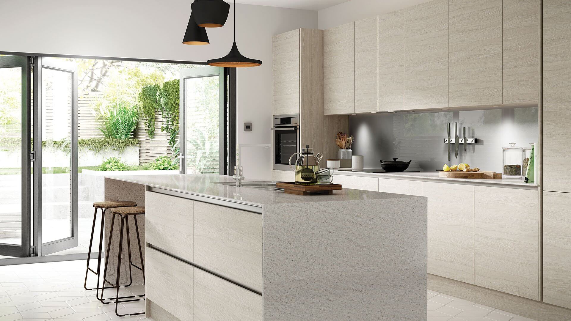 Colour: Silver Oak