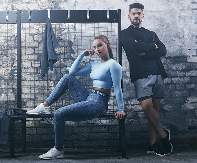 <b>ŠPORTOVÉ OBLEČENIE</b>